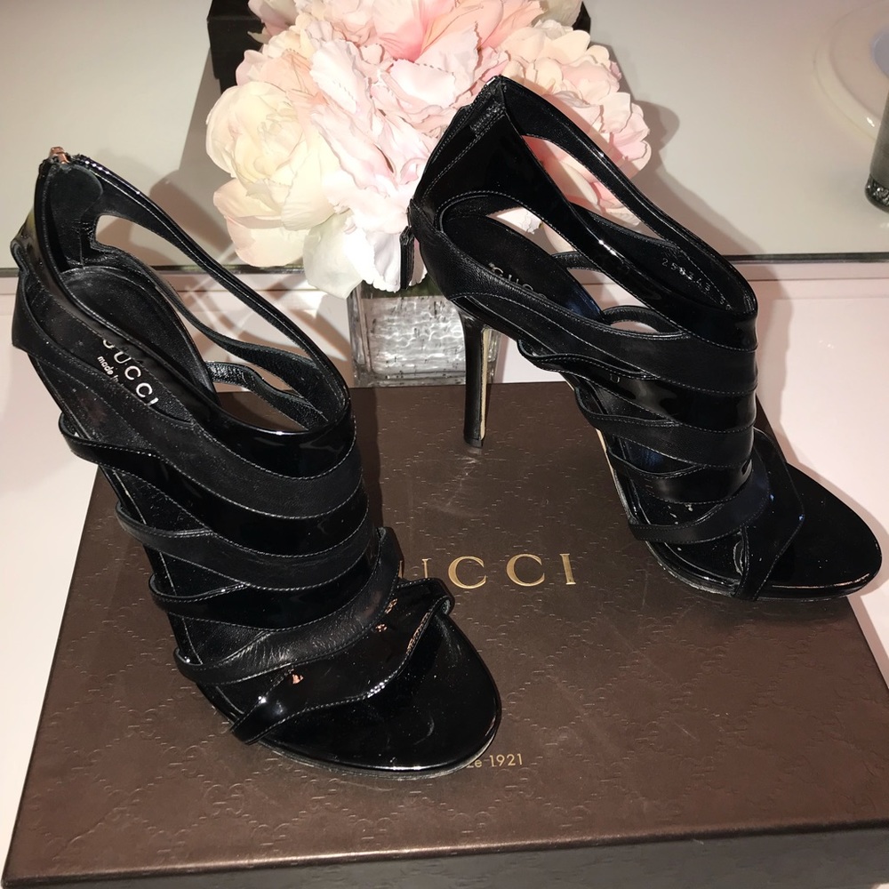 Black patent and leather Gucci cage shoes